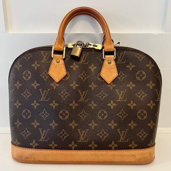 Louis Vuitton Handbags - Louis Vuitton Alma
